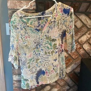 Lucky Brand 100% silk floral blouse top size small